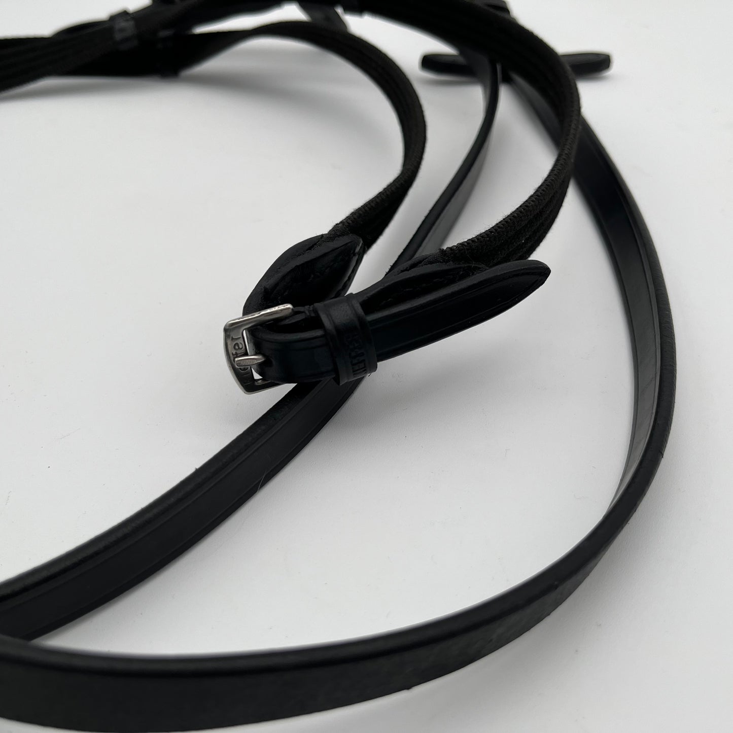 Kieffer Full Black Material Reins with Stops