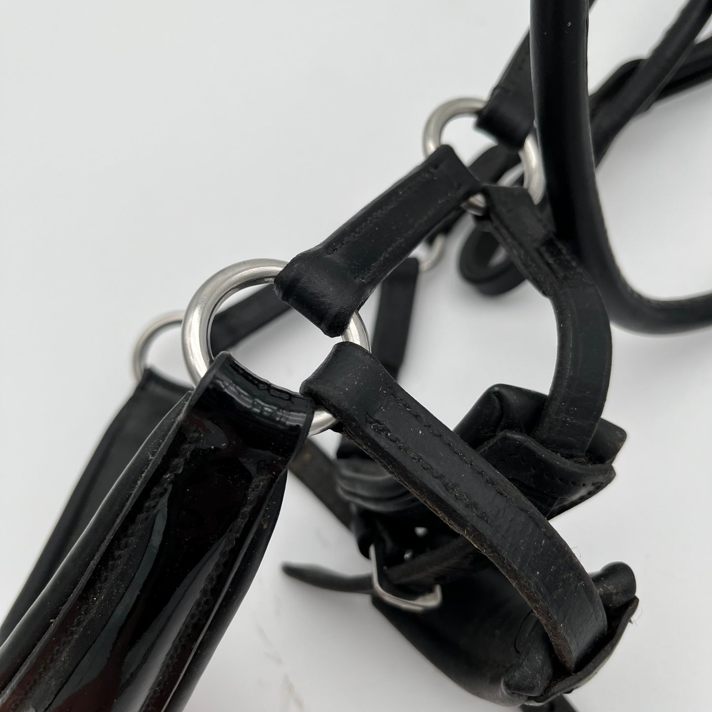 Full Black Anatomical Bridle with Patent Noseband