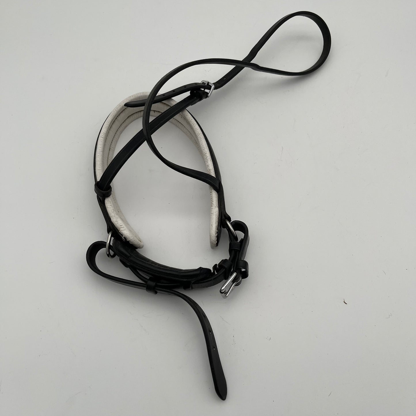 Schockemohle Black and White Leather Crank Noseband