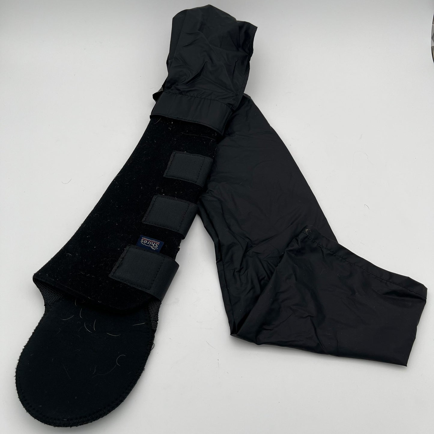 Shires Black Tail Guard with Tail Bag Attached