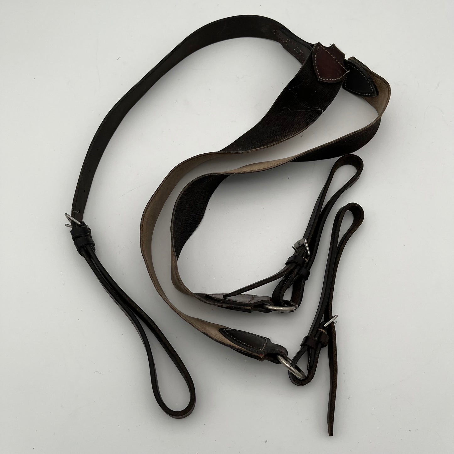 Brown Full Martingale with Elastic Shoulders